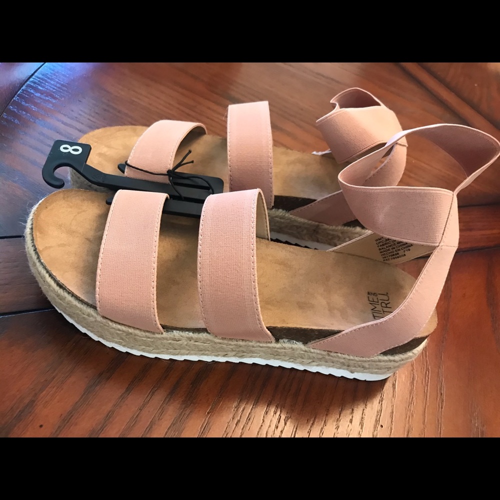 WOMEN SHOES